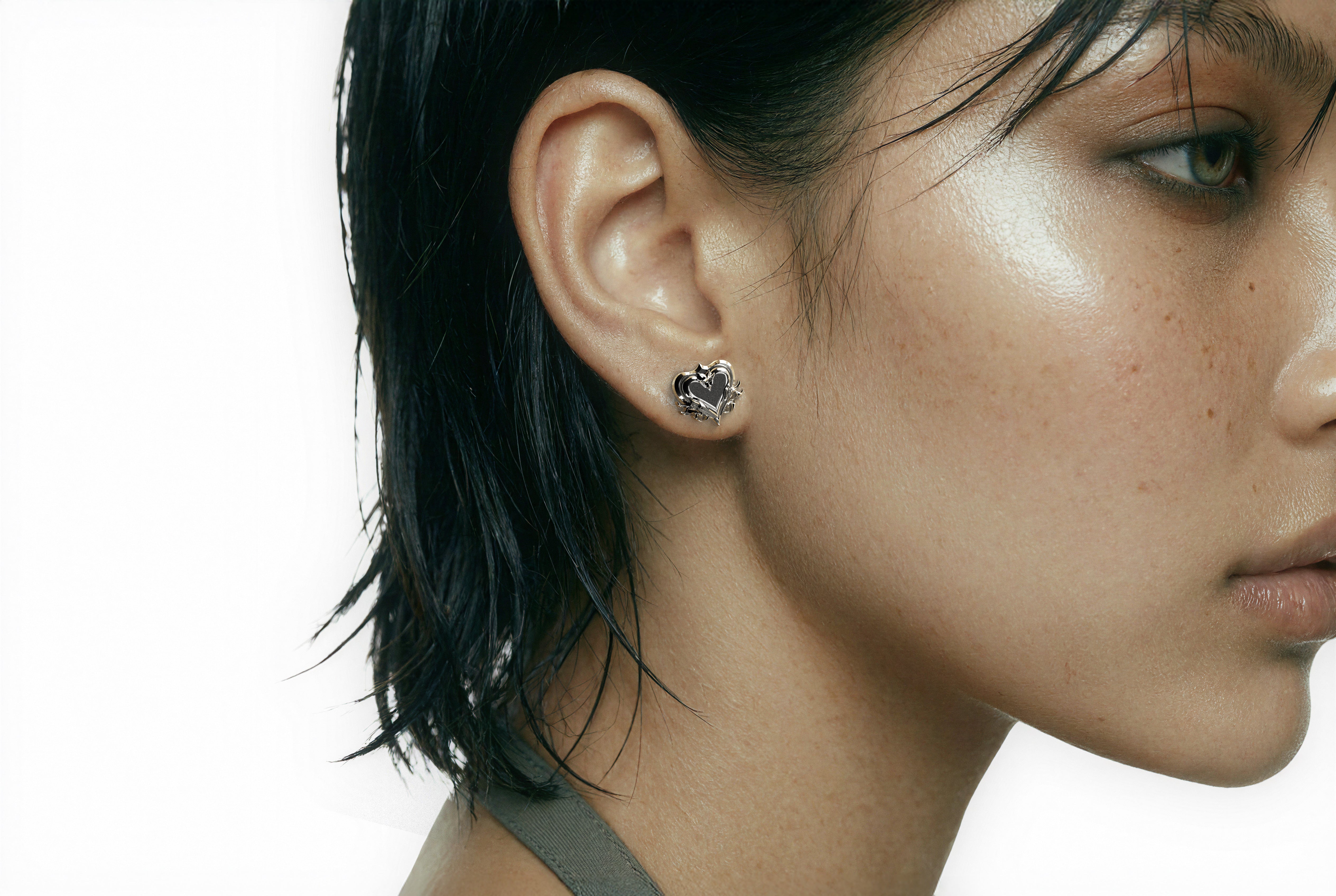 Amoris Votum Stud Earrings