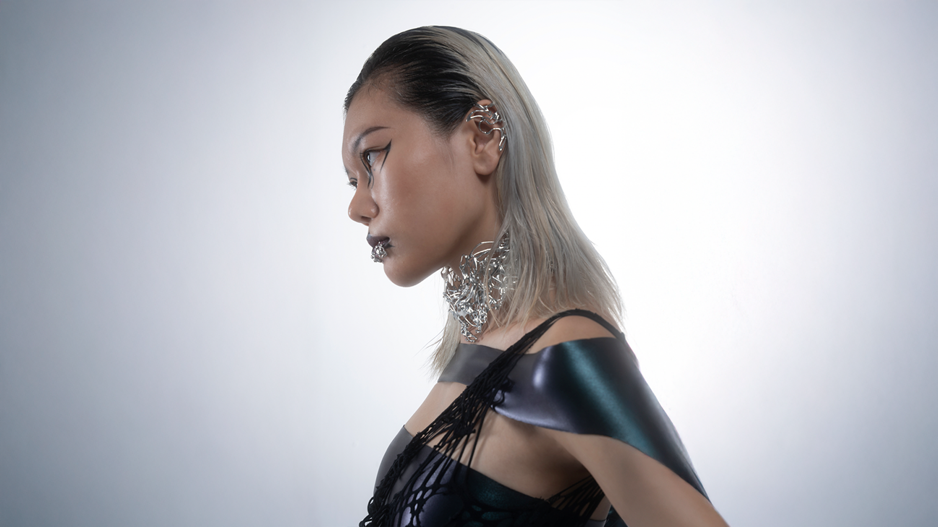 Fluidity Ear Cuff